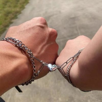💖 Magnetic Heart Couple Bracelet
