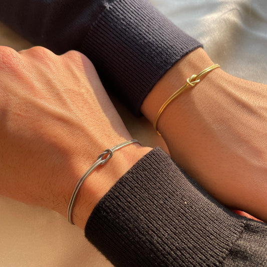 Eternal Knot Couple Bracelet – A Symbol of Forever love