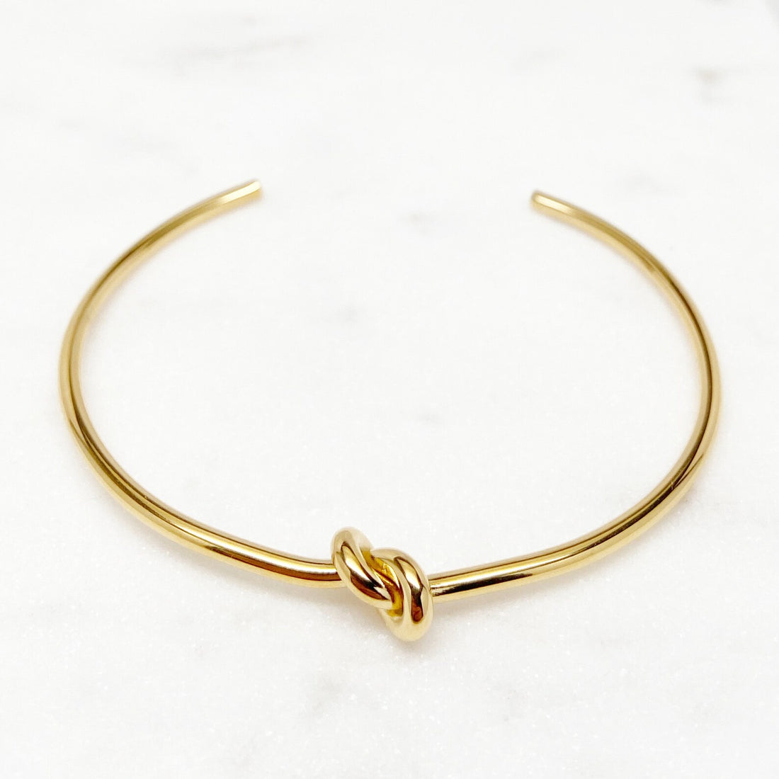 Eternal Knot Bracelet – Symbol of Endless Bond