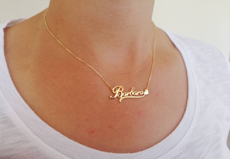 Glossy gold plated name necklace - Glitofy